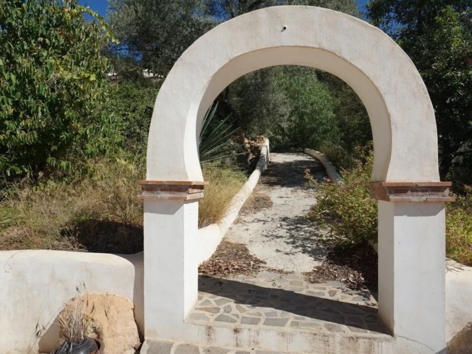 Country house for sale in Orgiva, Granada province € 385,000 Ref